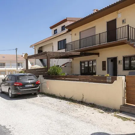 Surfies Baleal Appartement *